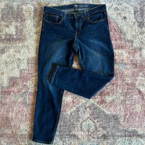 Women’s size 12 GAP denim skimmer jeans